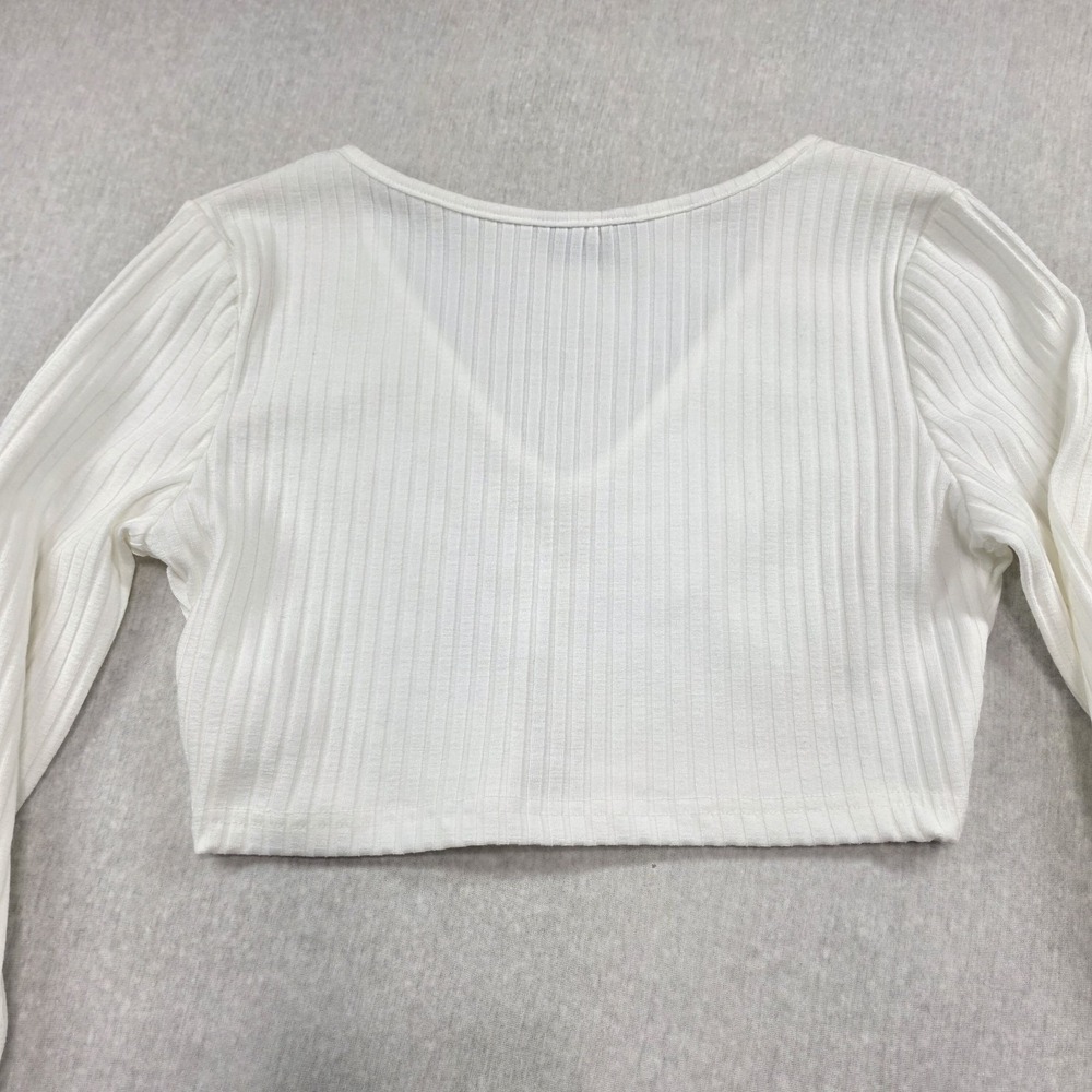 CHICME White Ribbed V-Neck Long Sleeve Crop Top Size S Coquette Y2K Going Out - Picture 9 of 9
